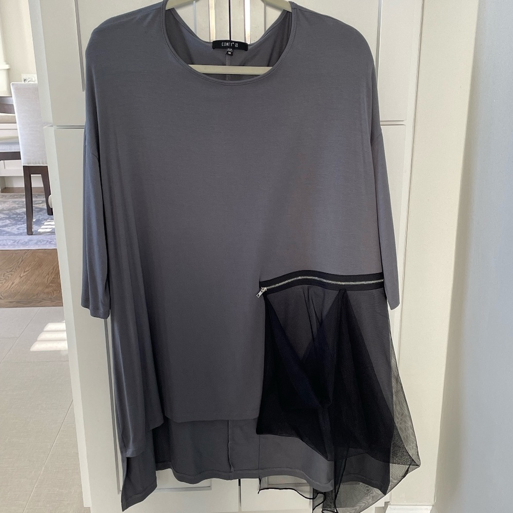 Artsy Tunic by Comfy in Gray/Black, Size M